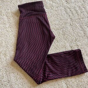 GUC Lululemon cropped leggings sz 4